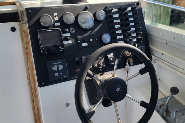 28ft Albin Yacht For Sale
