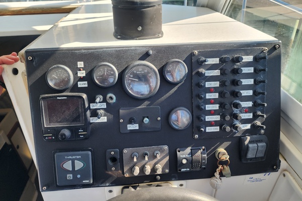 28ft Albin Yacht For Sale