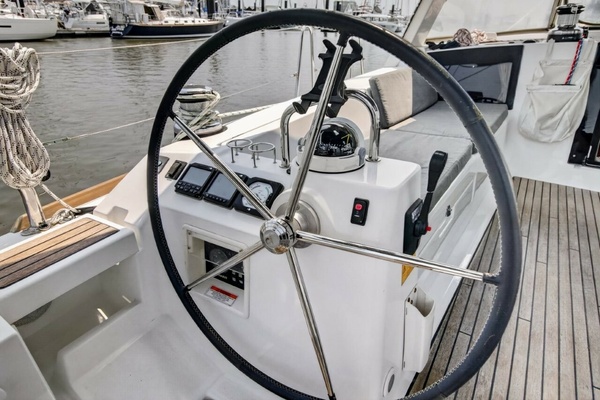 Inconceivable 45ft Beneteau Yacht For Sale