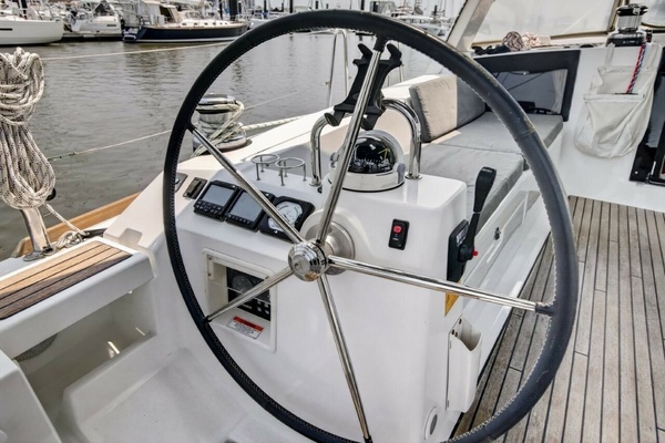 Beneteau Oceanis 45 Yacht For Sale