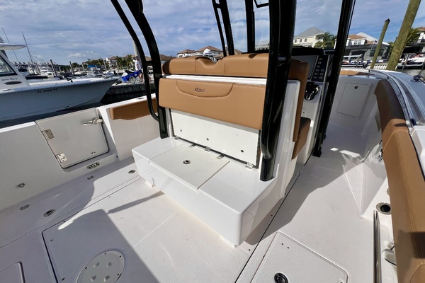 30ft Robalo Yacht For Sale