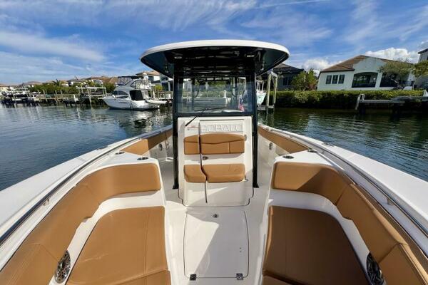 30ft Robalo Yacht For Sale