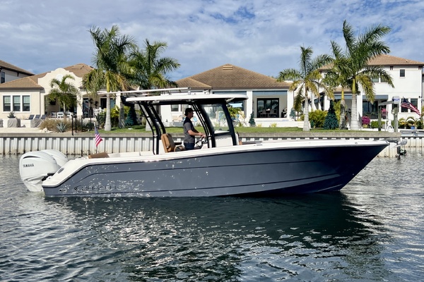 30ft Robalo Yacht For Sale