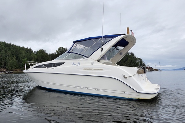 28ft Bayliner Yacht For Sale