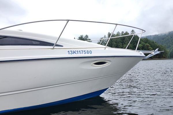 28ft Bayliner Yacht For Sale