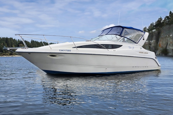 28ft Bayliner Yacht For Sale