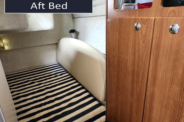 28ft Bayliner Yacht For Sale