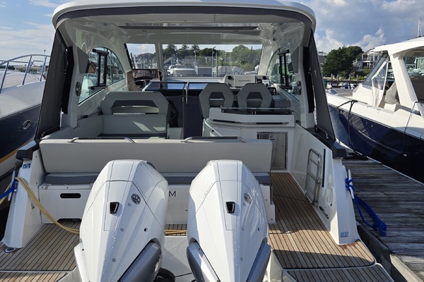 NEVER GIVEN 32ft Beneteau Yacht For Sale