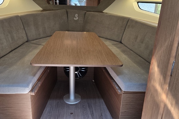 NEVER GIVEN 32ft Beneteau Yacht For Sale