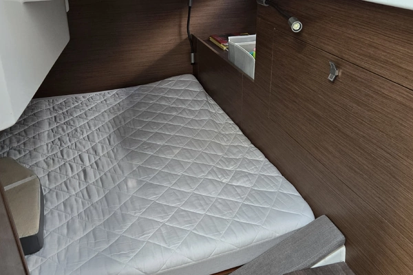 2021 Beneteau 32