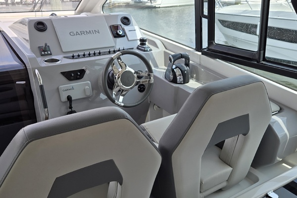 NEVER GIVEN 32ft Beneteau Yacht For Sale