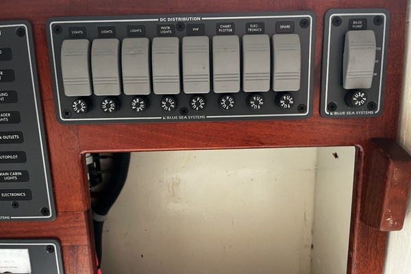 WASSAIL 24ft Custom Yacht For Sale