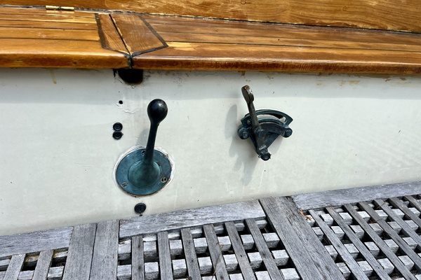 WASSAIL 24ft Custom Yacht For Sale