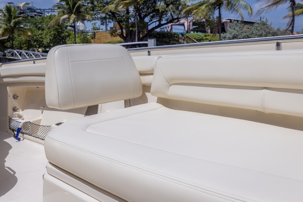 36ft Grady White Yacht For Sale