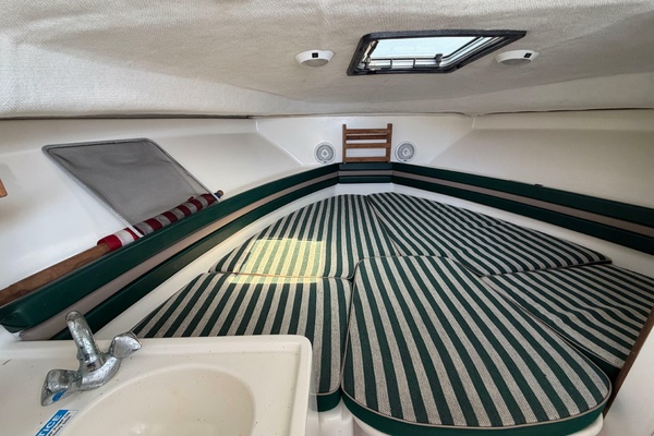 Dolcetto 28ft Pursuit Yacht For Sale