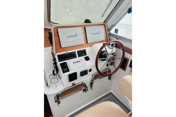 Contrails 37ft Back Cove Yacht For Sale