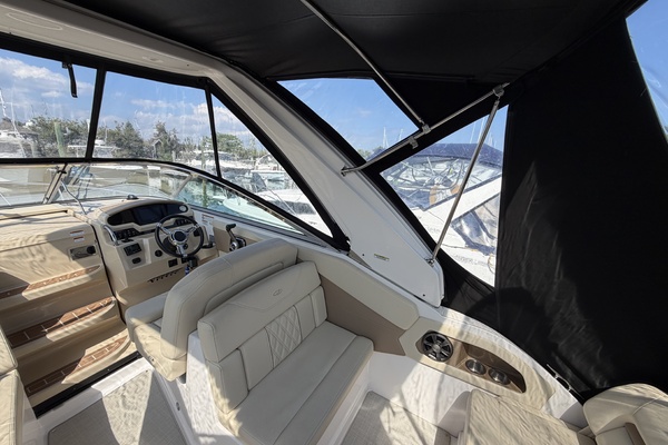 28ft Regal Yacht For Sale