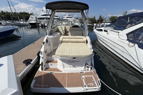 28ft Regal Yacht For Sale
