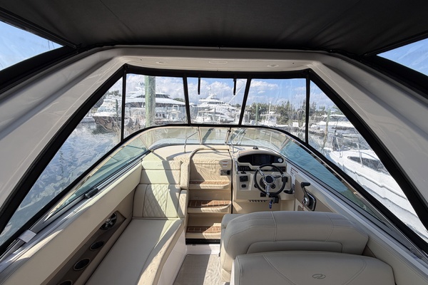 28ft Regal Yacht For Sale
