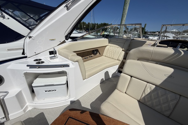 28ft Regal Yacht For Sale