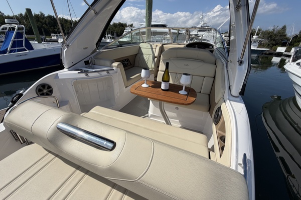 28ft Regal Yacht For Sale