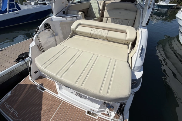 Photo of the 2020 Regal 28 Express