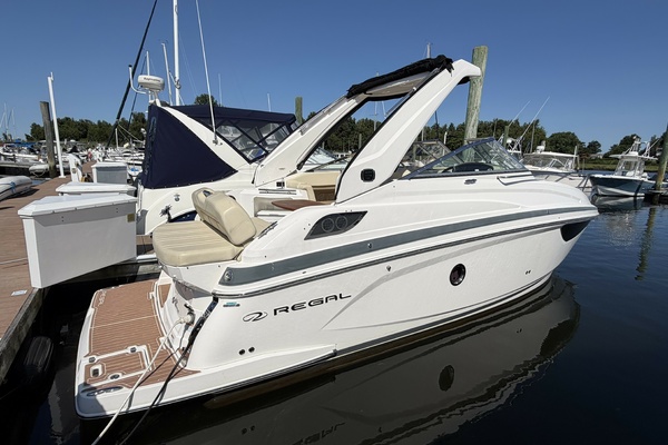 28ft Regal Yacht For Sale