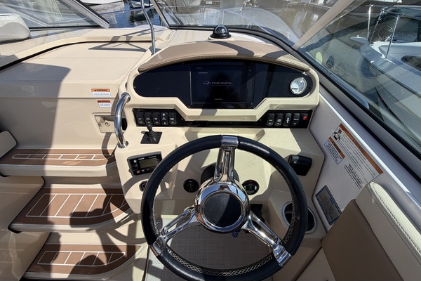 28ft Regal Yacht For Sale