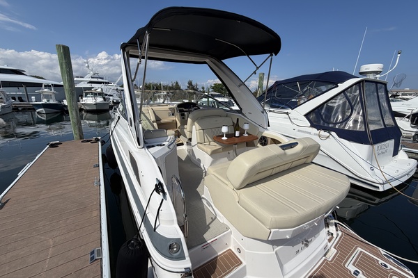 28ft Regal Yacht For Sale