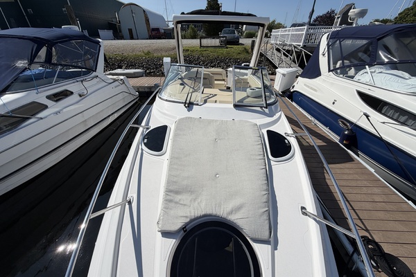 28ft Regal Yacht For Sale