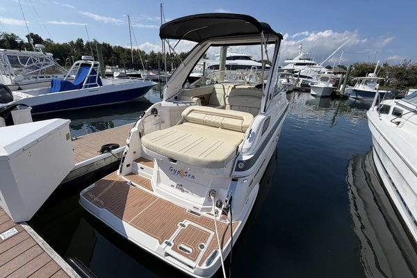 Photo of the 2020 Regal 28 Express