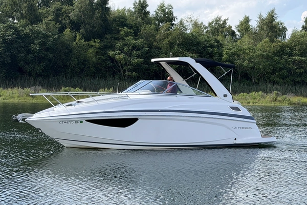 Photo of the 2020 Regal 28 Express