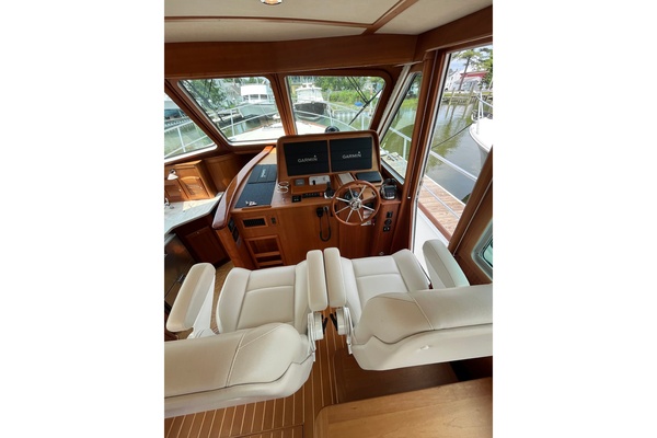Inve ted 42ft Sabre Yacht For Sale