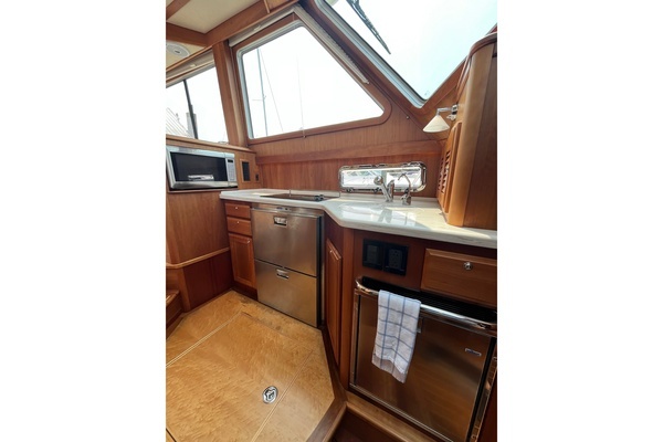 2018 Sabre 42