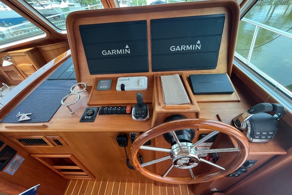Inve ted 42ft Sabre Yacht For Sale