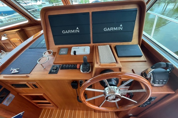 2018 Sabre 42