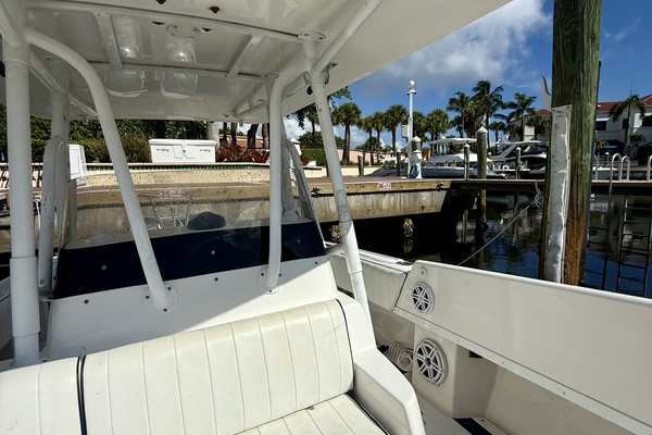37ft Intrepid Yacht For Sale