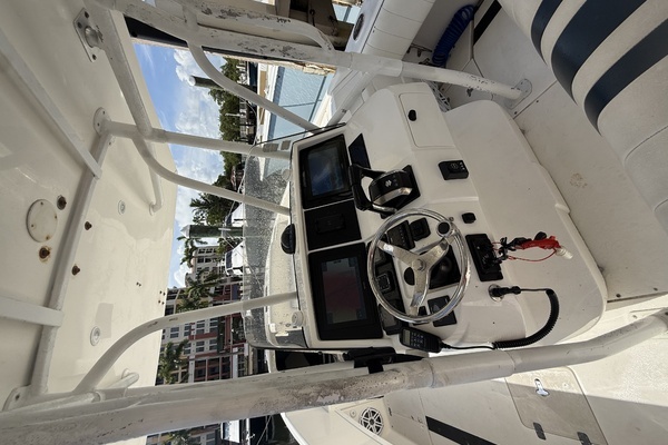2008 Intrepid 37