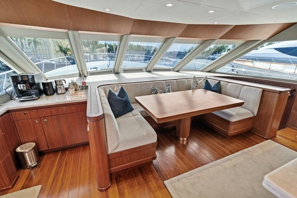 2012 Ocean Alexander 90