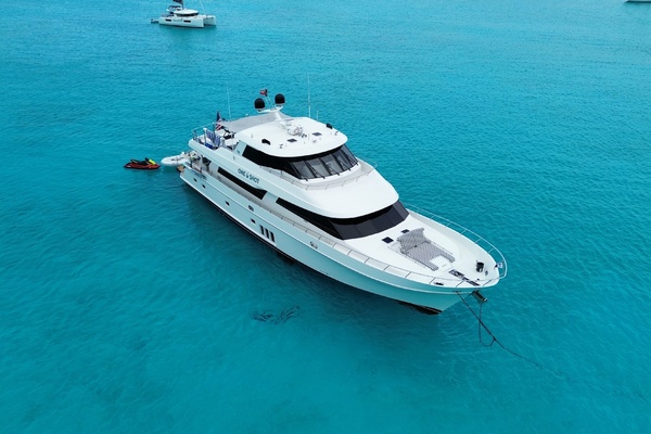 ONE SHOT 90ft Ocean Alexander Yacht For Sale
