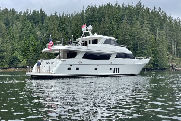 ONE SHOT 90ft Ocean Alexander Yacht For Sale