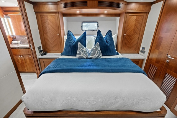 ONE SHOT 90ft Ocean Alexander Yacht For Sale