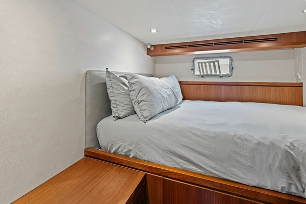 2012 Ocean Alexander 90