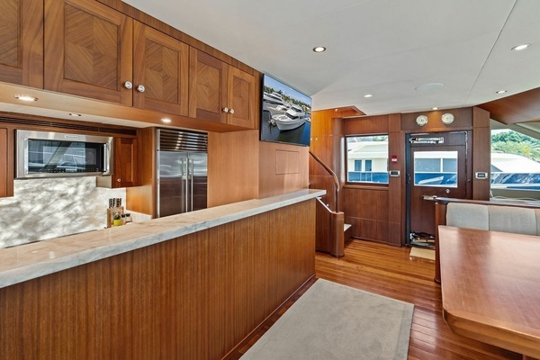 2012 Ocean Alexander 90