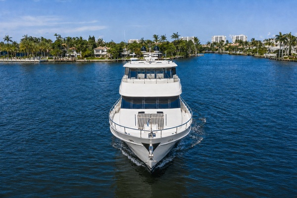 ONE SHOT 90ft Ocean Alexander Yacht For Sale