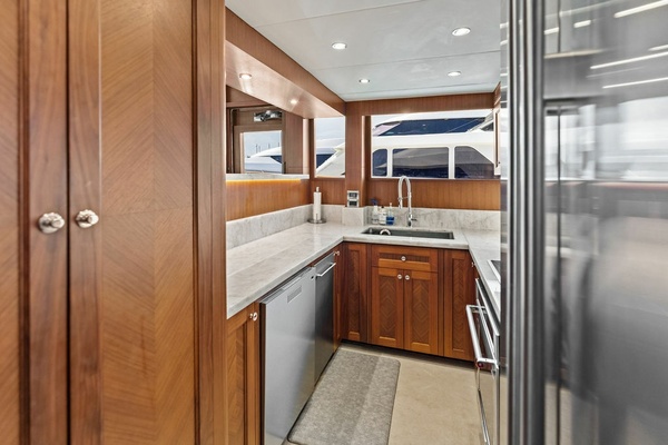 ONE SHOT 90ft Ocean Alexander Yacht For Sale