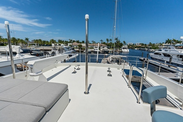 2012 Ocean Alexander 90