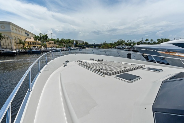 ONE SHOT 90ft Ocean Alexander Yacht For Sale