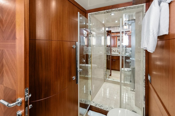 ONE SHOT 90ft Ocean Alexander Yacht For Sale