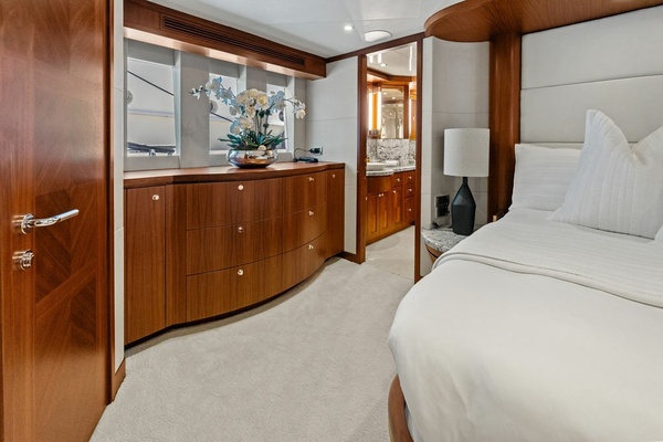 ONE SHOT 90ft Ocean Alexander Yacht For Sale